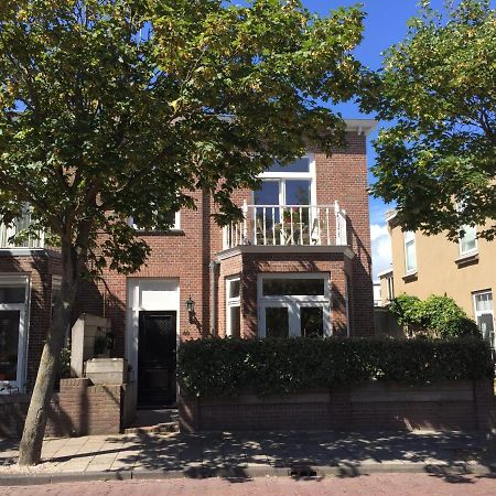 Sea Shell With Balcony Close To The Beach, City Centre And Dunes Zandvoort Bagian luar foto